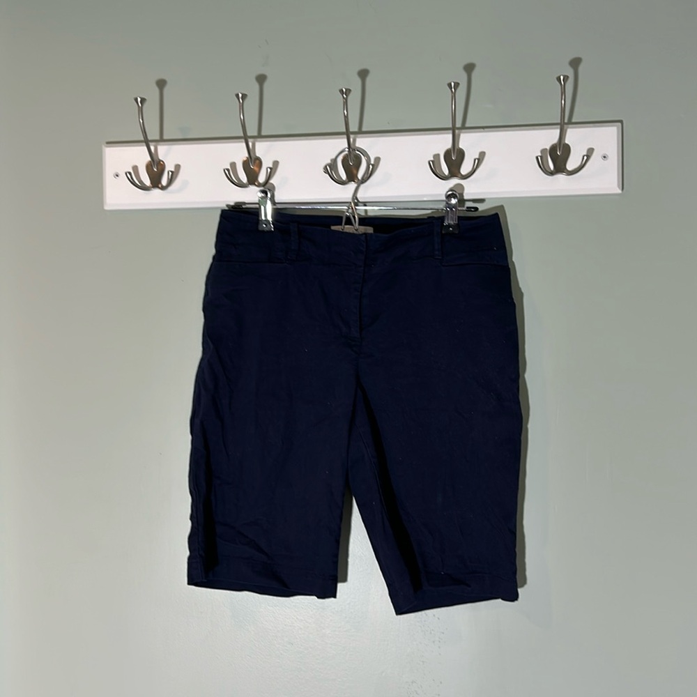 Women's Talbot's Navy Blue Bermuda Shorts, Size 4